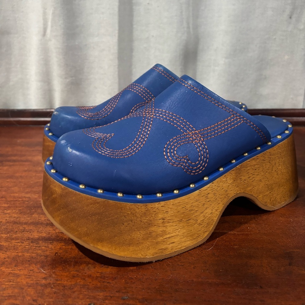 Farm Rio Chunky Platform Clogs Blue Leather
